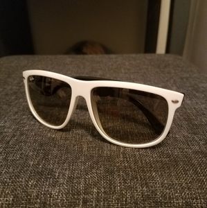 Ray-Ban Boyfriend RB4147 White Frame Gray Lense